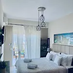 Sun Sight Aparthotel 3*
