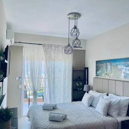Sun Sight מלון דירות 3*