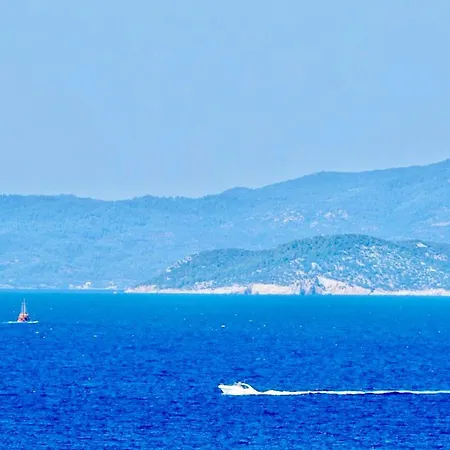 מלון דירות Sun Sight 3*