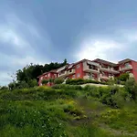 Sun Sight Aparthotel 3*
