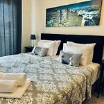 Sun Sight Aparthotel 3*